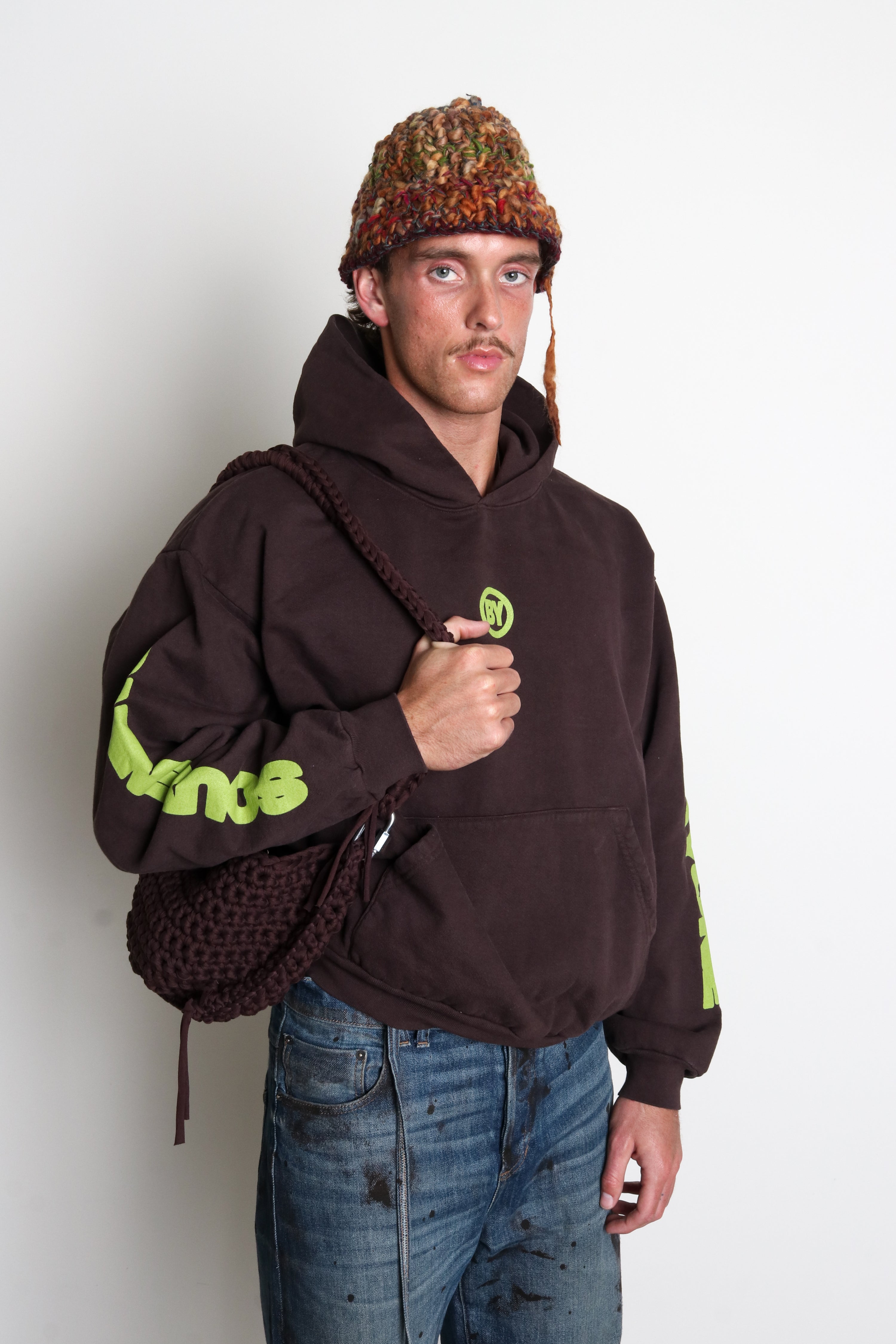 Souvenirs By.Everyone Souvenir Shop Hoodie Chocolate