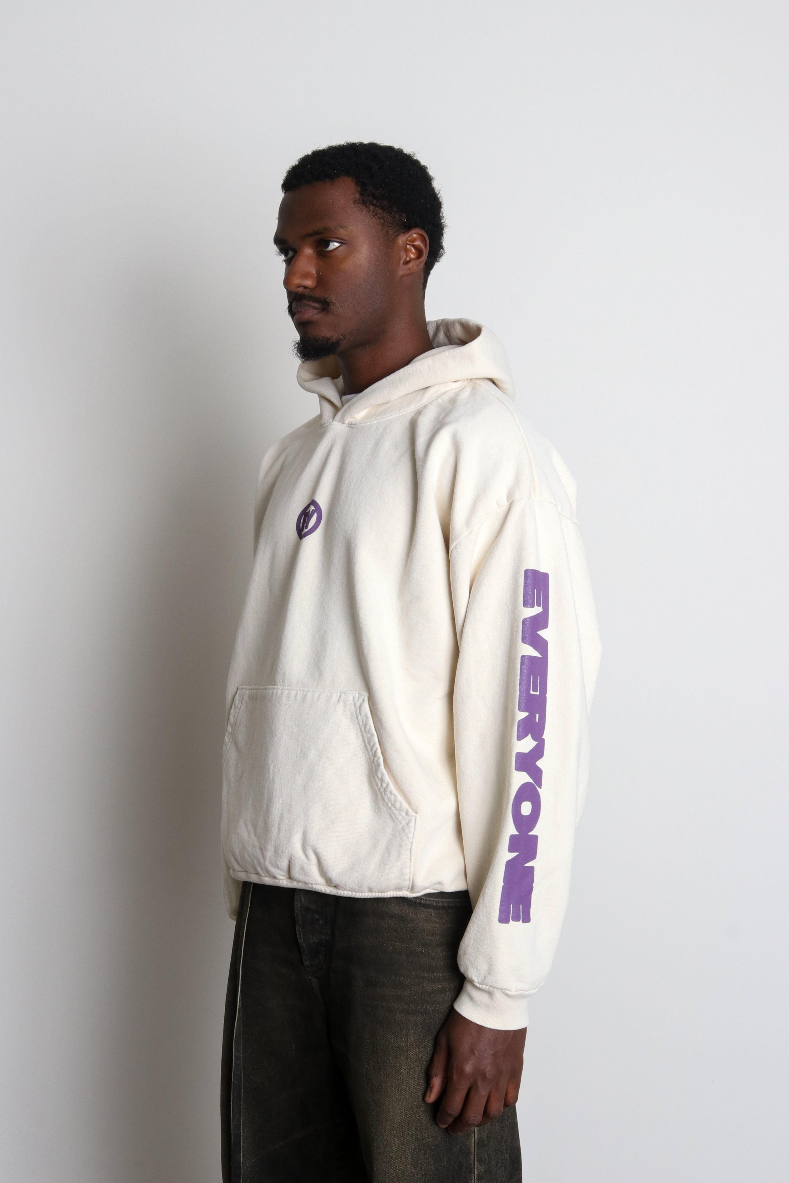 Souvenirs By.Everyone Souvenir Shop Hoodie Cream