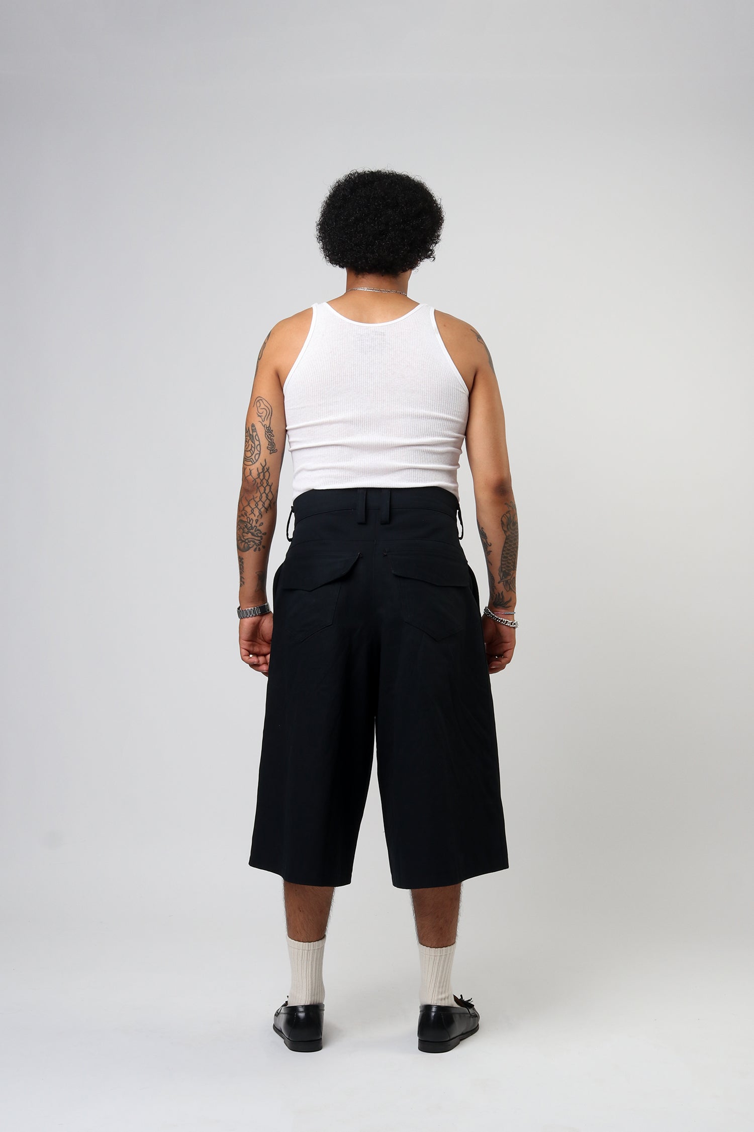 Souvenirs Black Hand-Me-Down Shorts