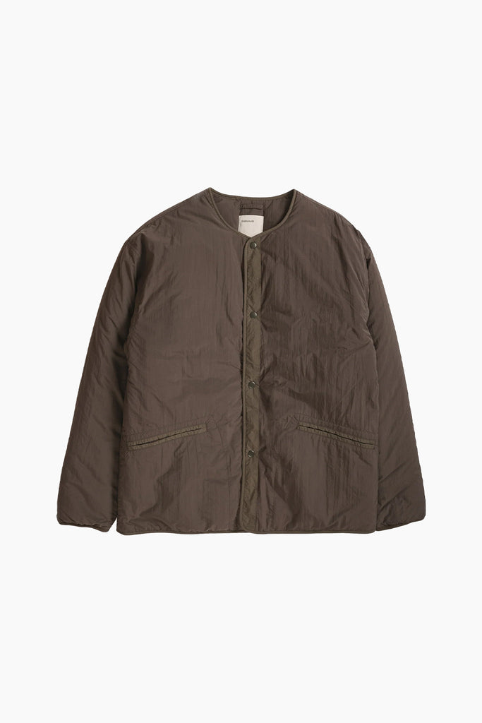 satta dojo liner jacket in charcoal with plum contrast piping on the center placket and hems