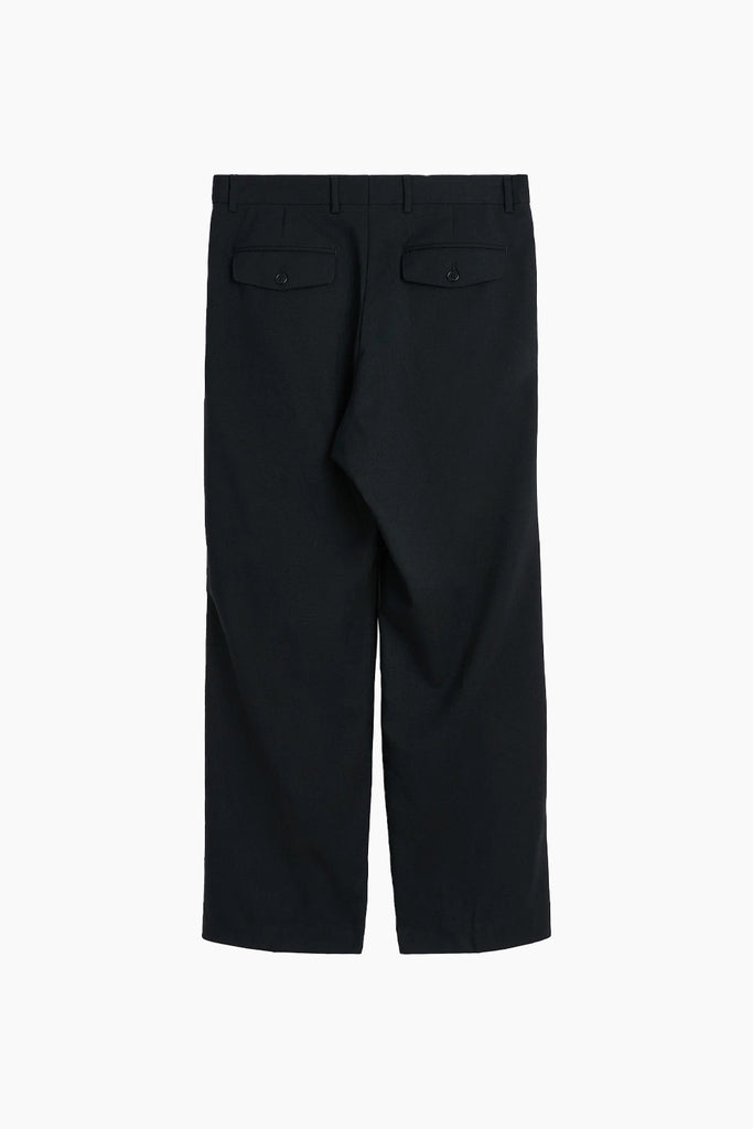 back of wool black trouser with a wide leg.