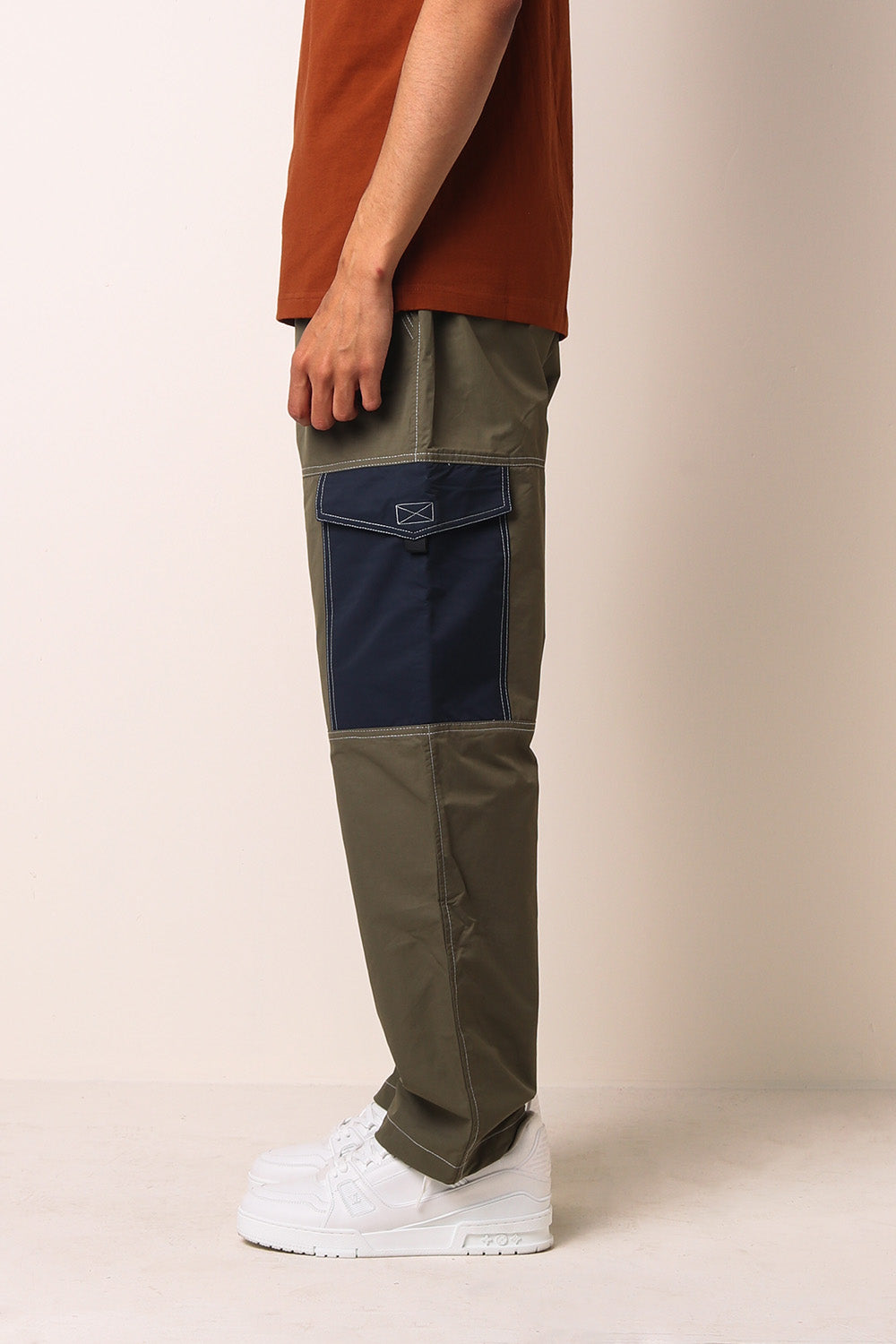 Contrast Cargo Pants